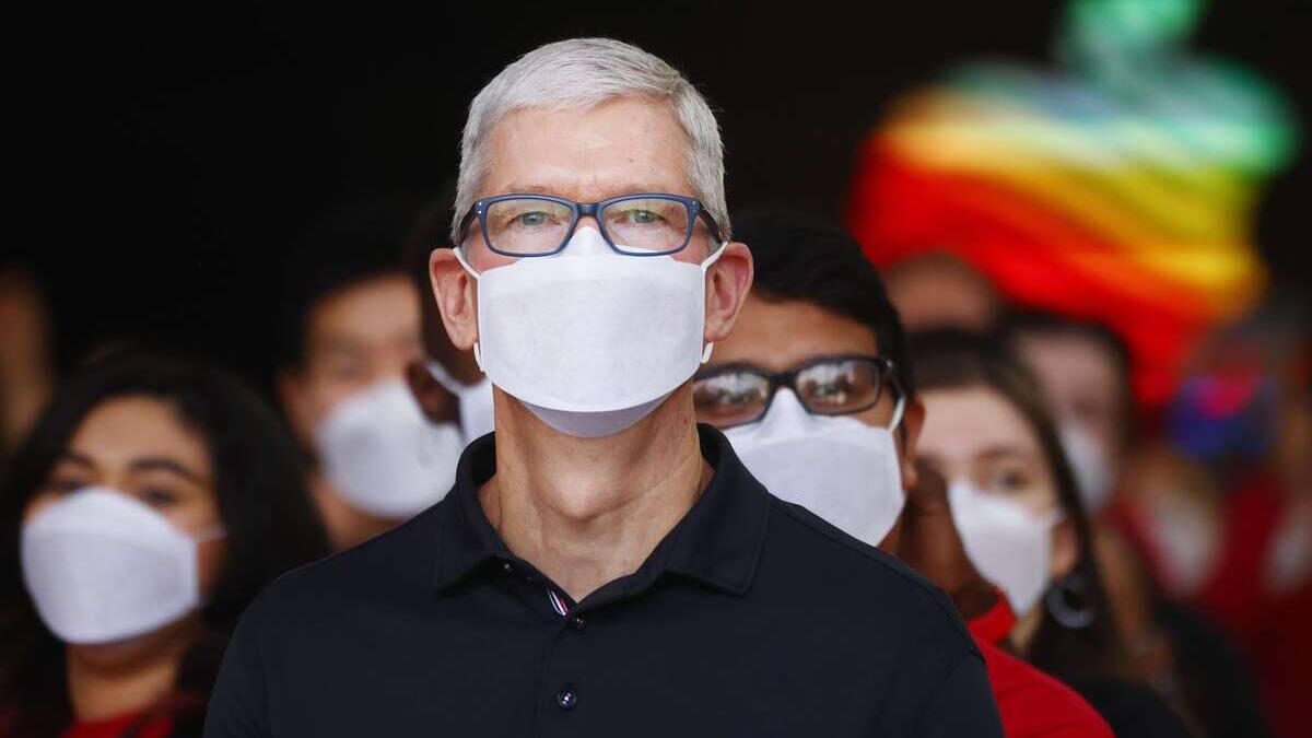 Le patron d'Apple a touché près de 100 millions de dollars en 2021