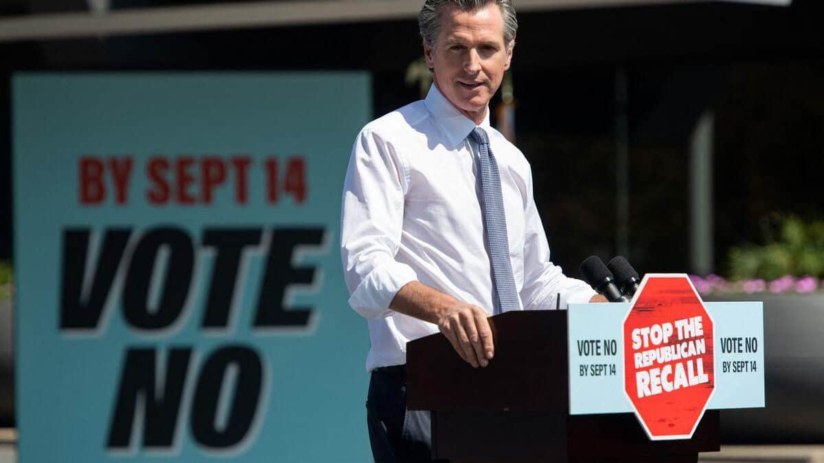 Californie: victoire pour le camp démocrate et le gouverneur, qui remporte le référendum