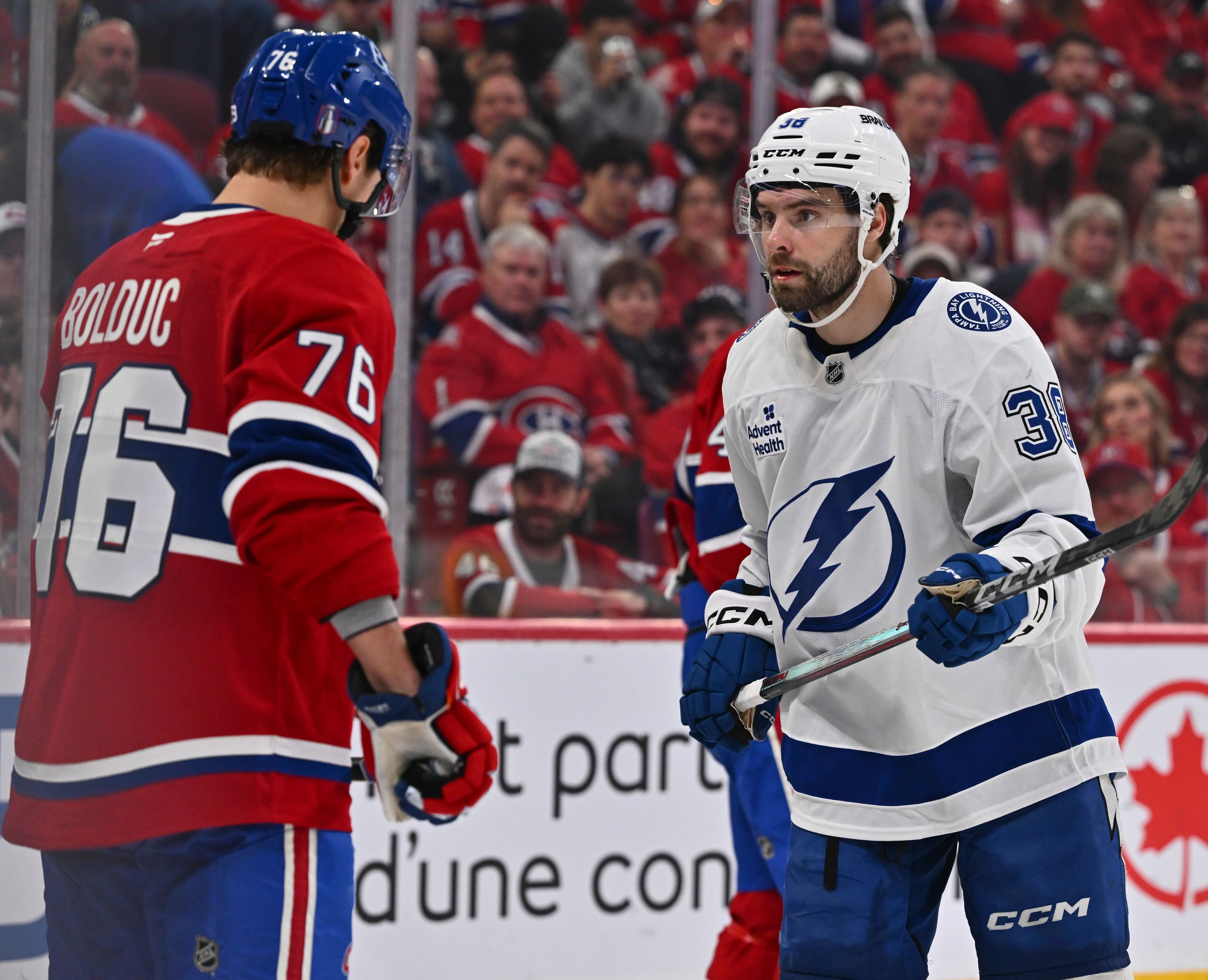 Brandon Hagel a fait un Mark Messier de lui face au Canadien de Montréal