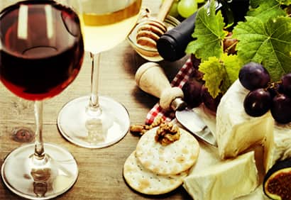Organiser un vin et fromages en 5 étapes | Coup de pouce