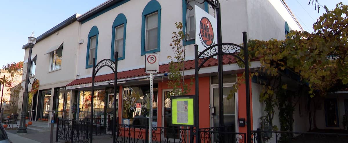 The restaurant claims he was threatened The restaurant claims he was threatened