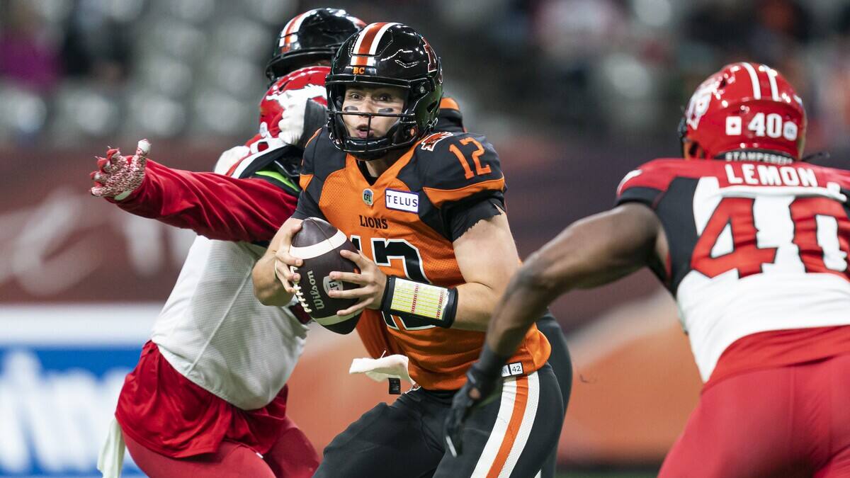 Nathan Rourke Football Nathan Rourke vise la NFL | Le Journal de Québec