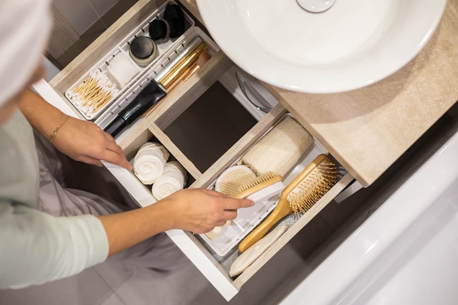 Image principale de l'article 20 Amazon Hacks pour organiser la salle de bain