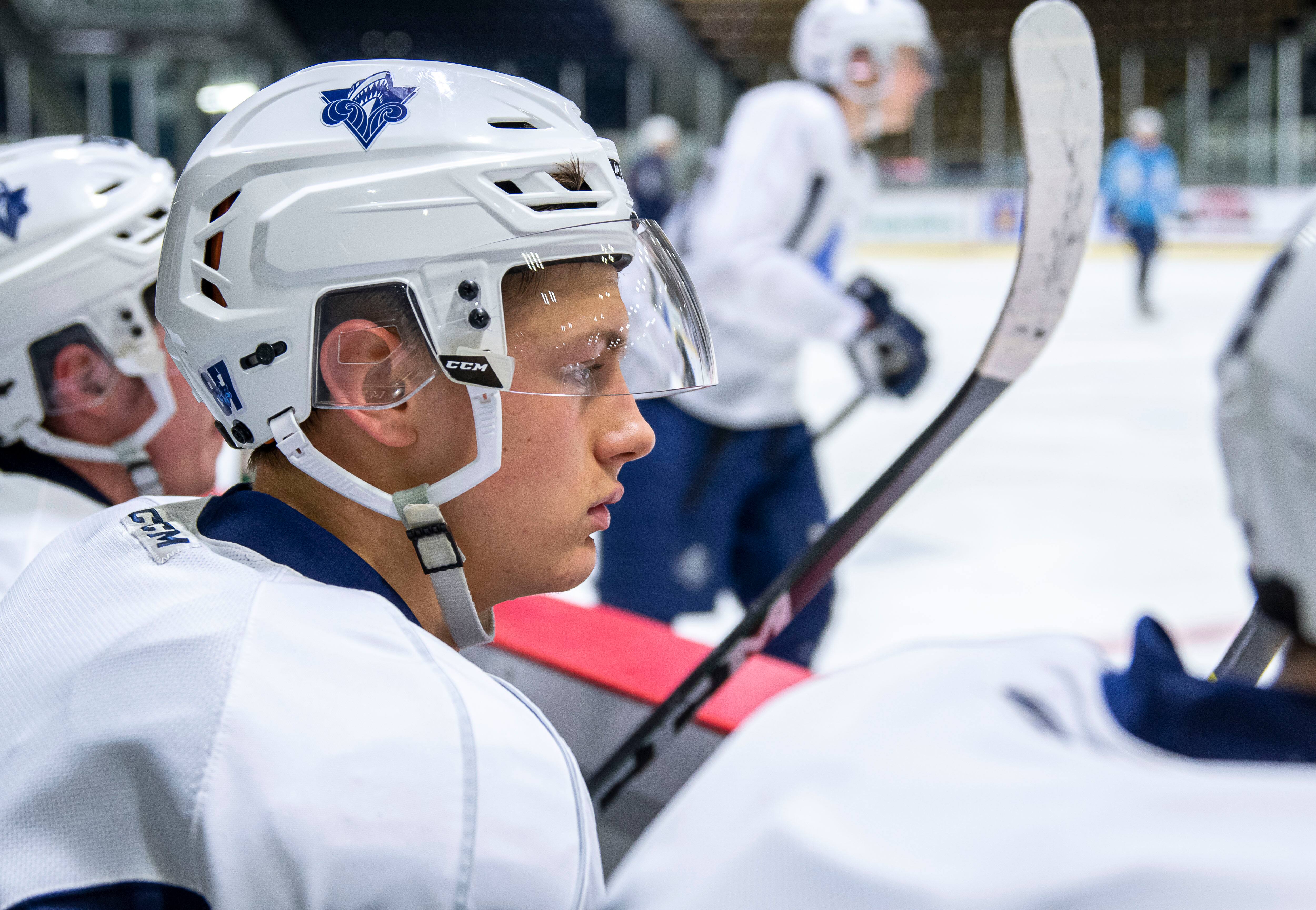 Zachary Bolduc S entend Avec Les Blues TVA Sports