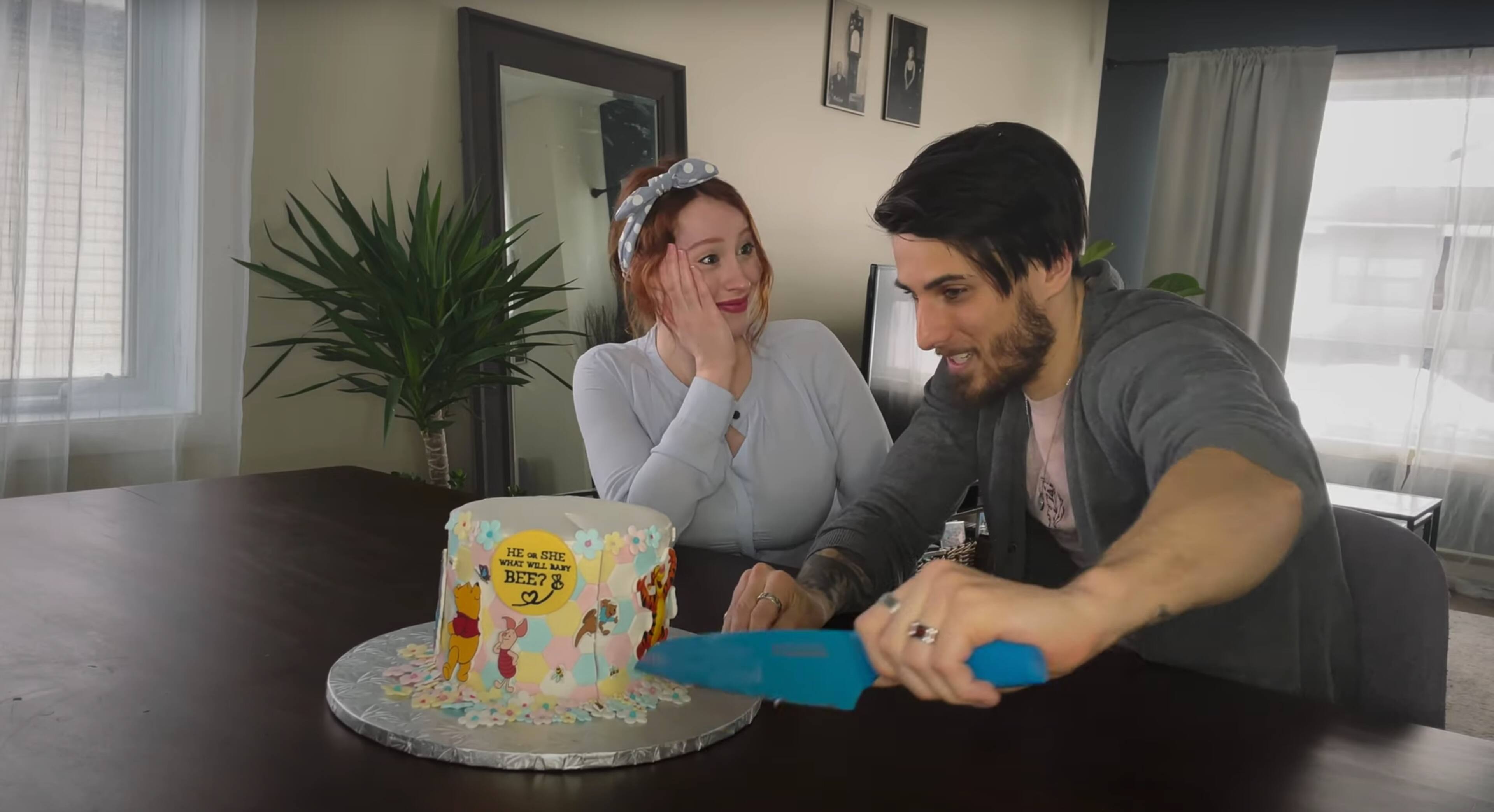 Ils dévoilent le sexe de leur enfant à naître