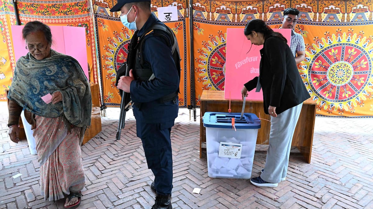 Les Népalais votent pour un scrutin crucial six mois après le soulèvement de la Génération Z