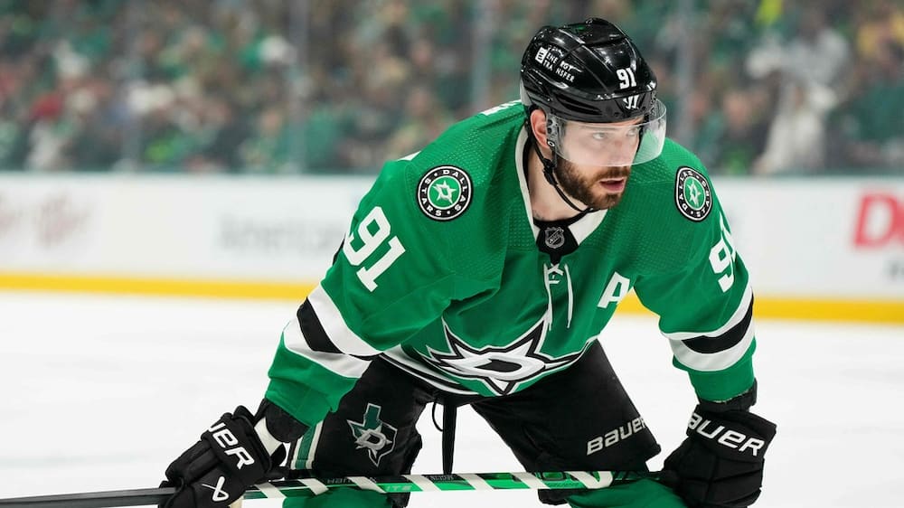 «Ma carrière est peut-être terminée»: Tyler Seguin a failli prendre sa retraite en 2021