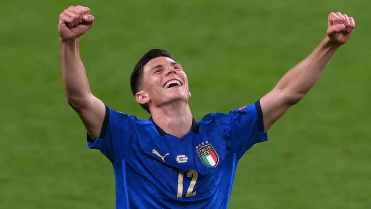 L’Italia vince con fatica e miseria L’Italia vince con fatica e miseria