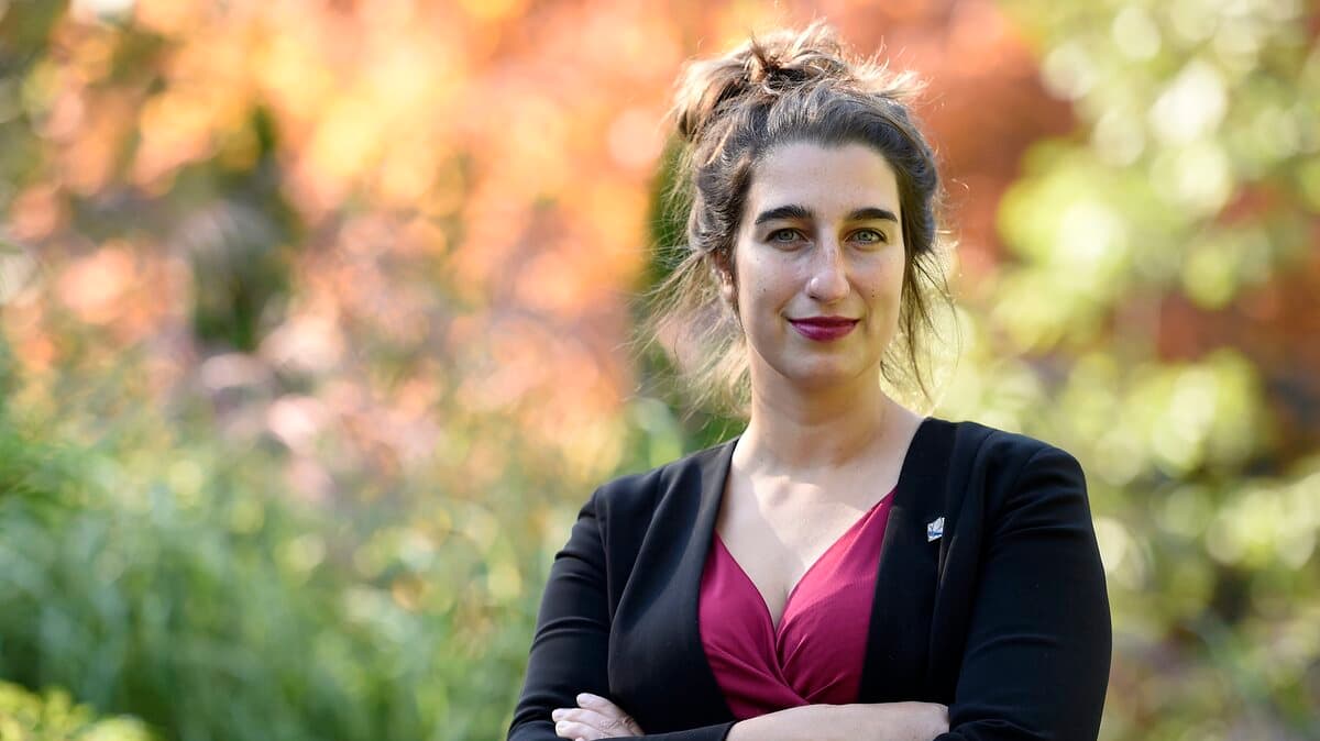 Émilise Lessard-Therrien demande à Québec solidaire de ne plus acheter ...