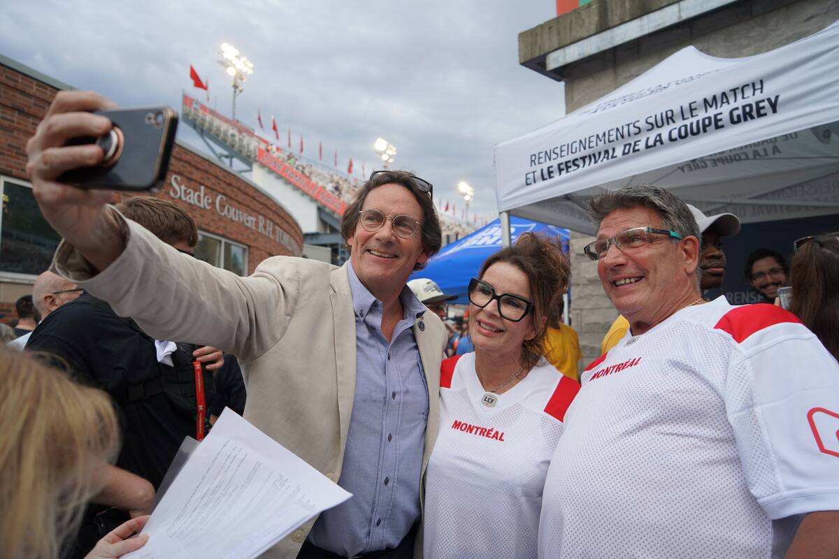 Les Alouettes accueillis en champions