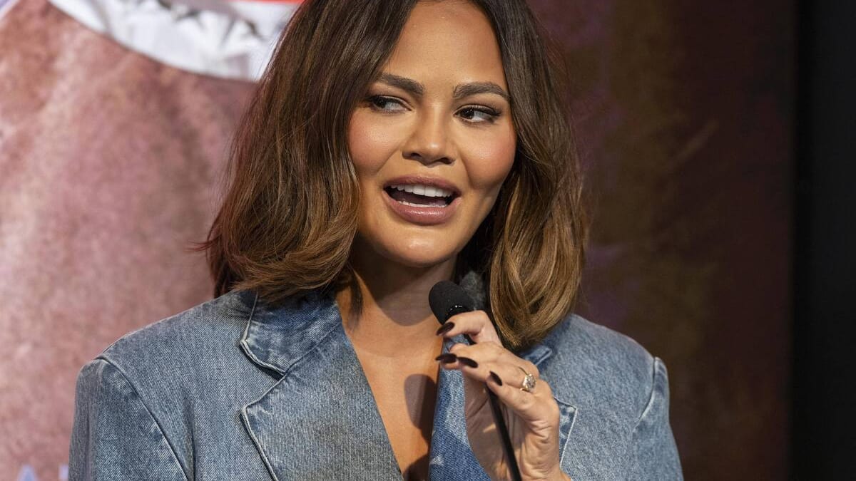 Chrissy Teigen fears Donald Trump will come after her Chrissy Teigen fears Donald Trump will come after her
