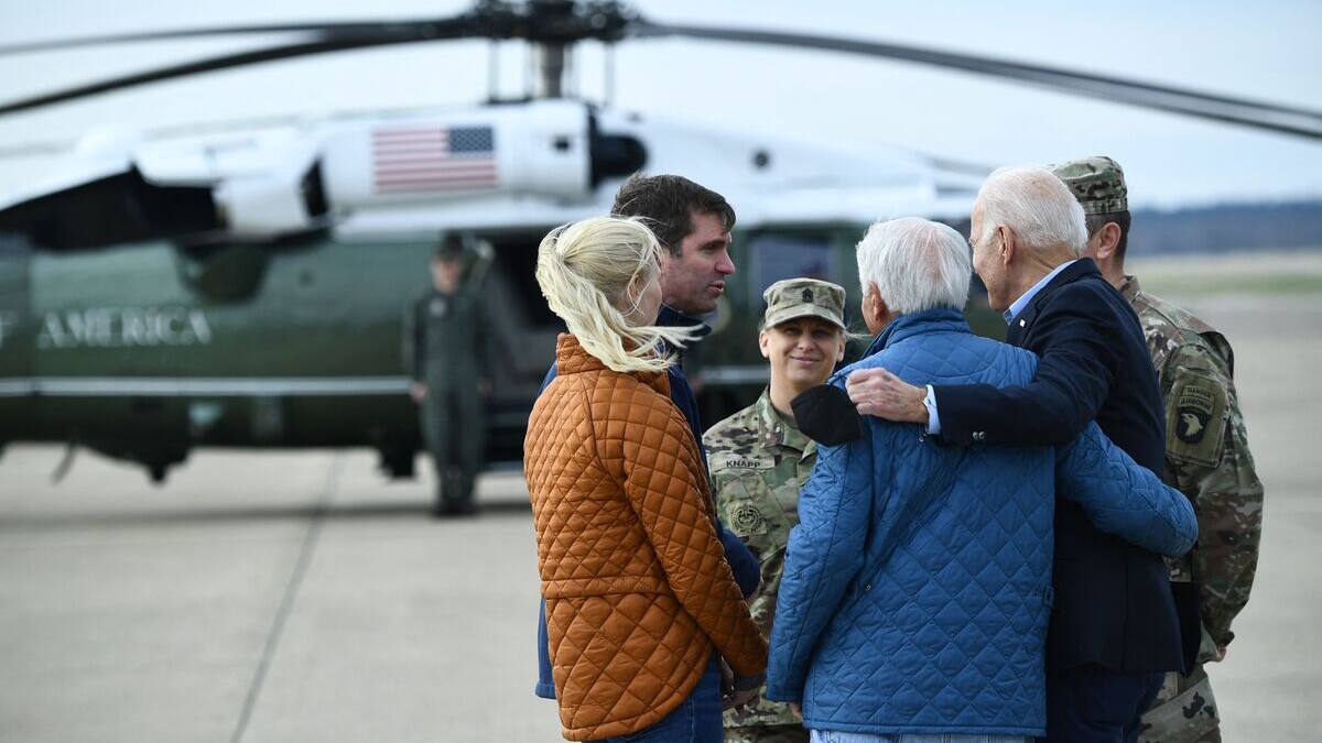Biden au Kentucky, frappé par des tornades dévastatrices