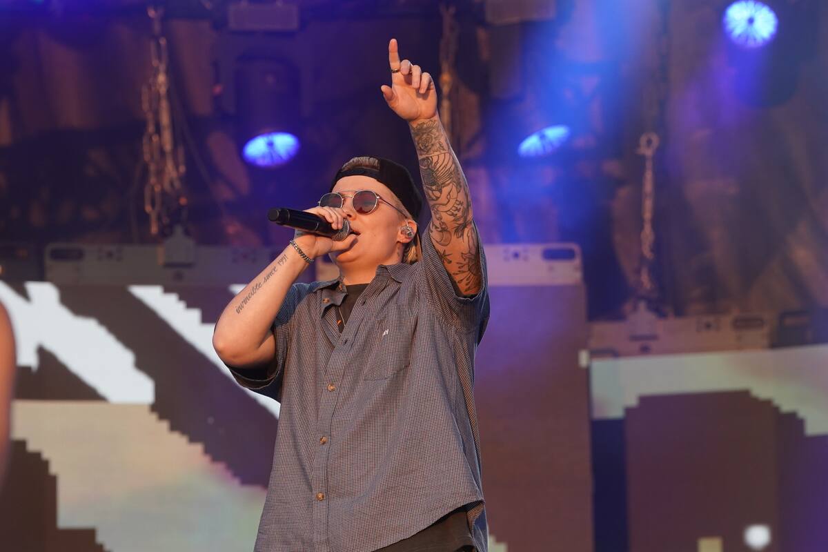 Elle dévoile son changement de tête tant attendu!