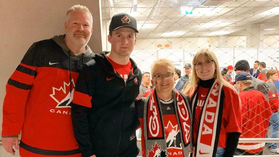 Un temps des Fêtes spécial pour les Lafrenière - TVA Sports