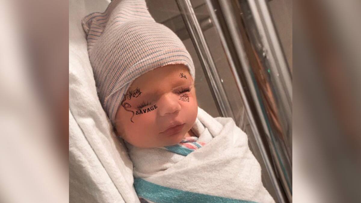 Partial elon musk courteney cox Elon Musk et Grimes ont eu leur premier enfant et le prénom de celui-ci est super bizarre | Le