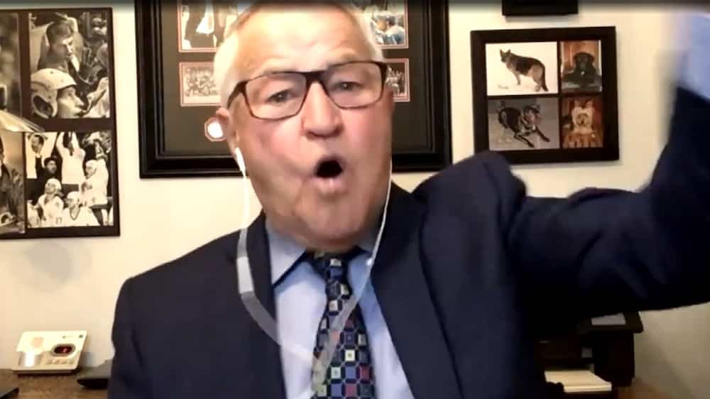 Michel Bergeron explose de colère et lamine les Canadiens