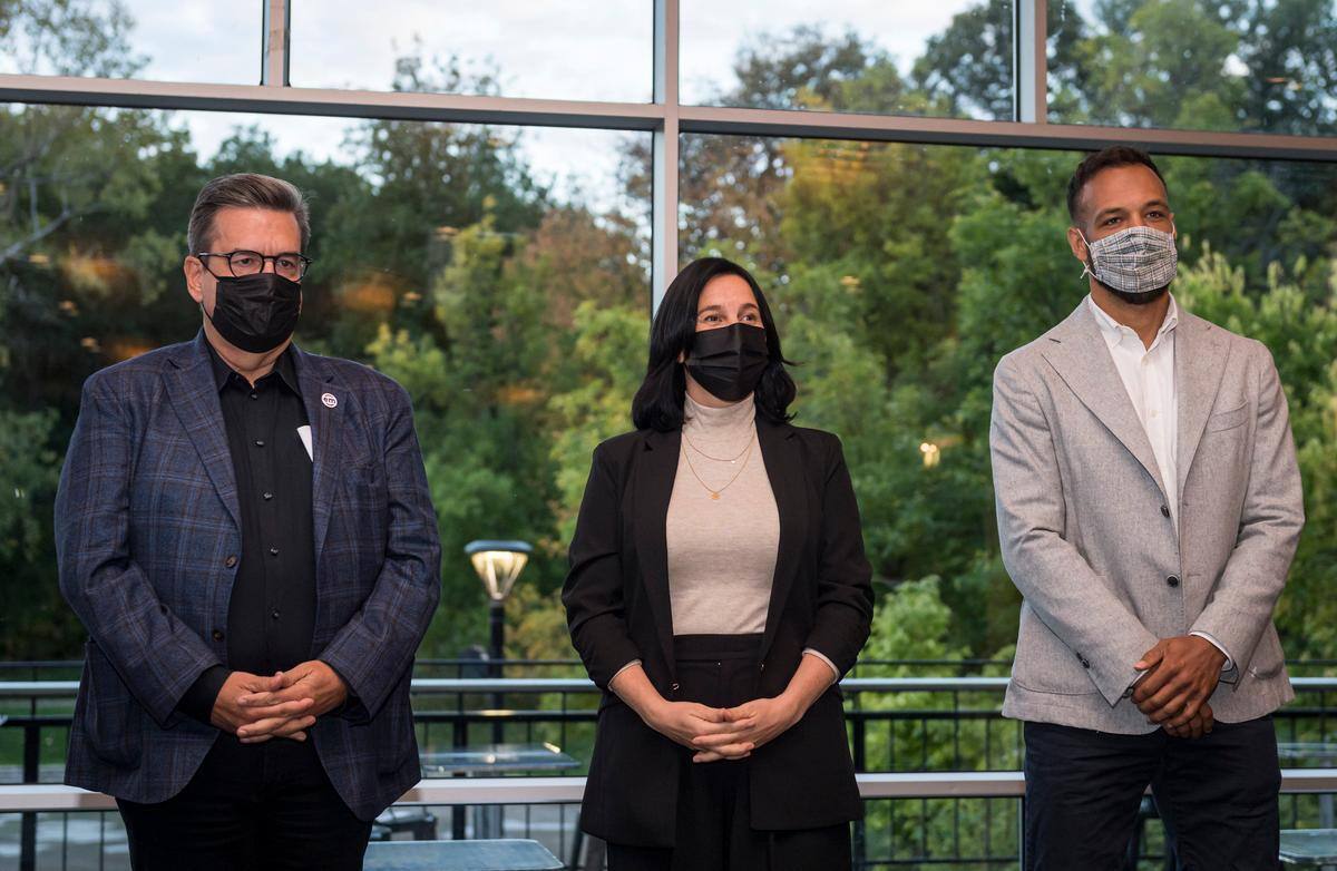 Mairie de Montr&eacute;al: les trois candidats croiseront le fer ce soir