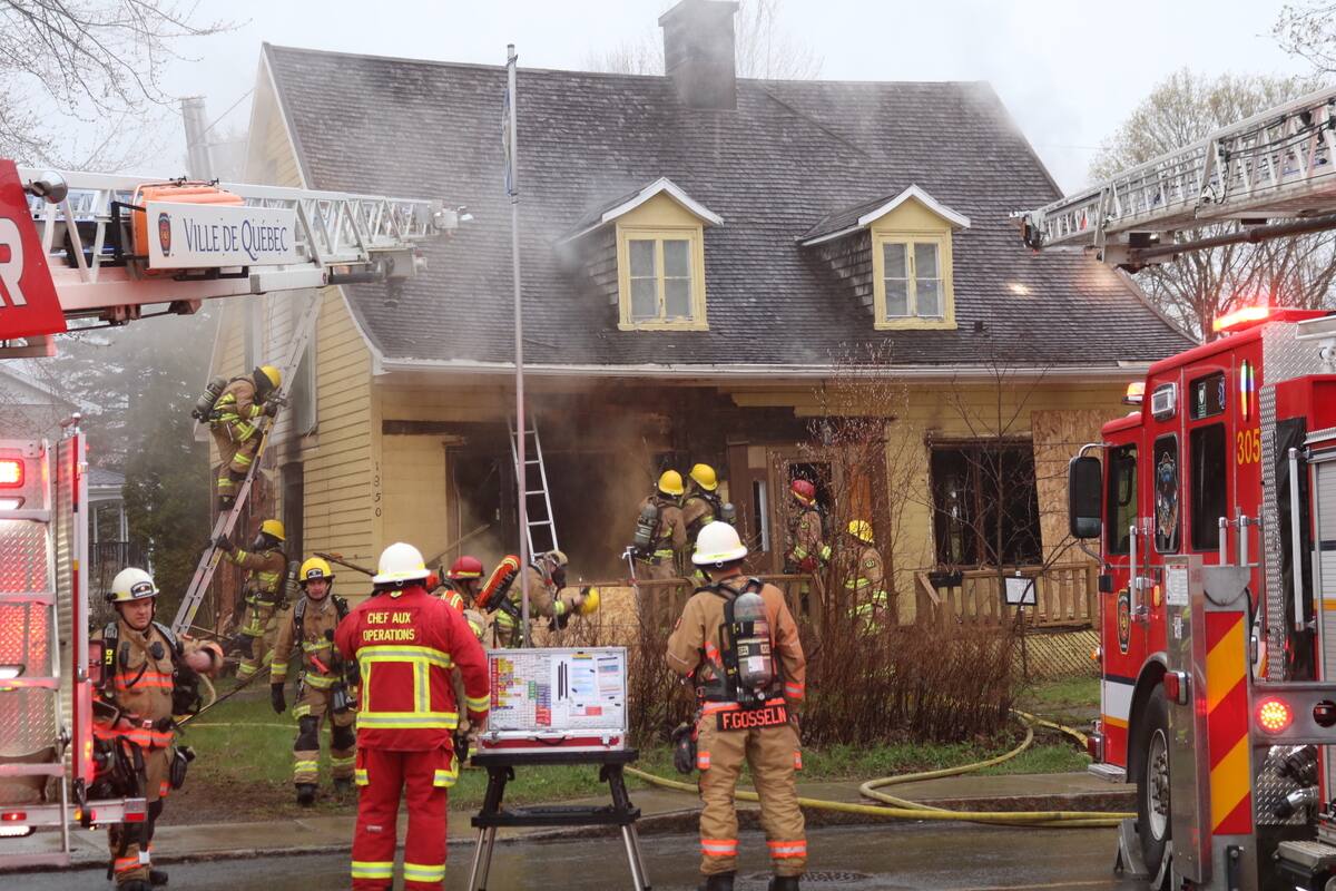 Un b&acirc;timent abandonn&eacute; s'enflamme &agrave; L'Ancienne-Lorette