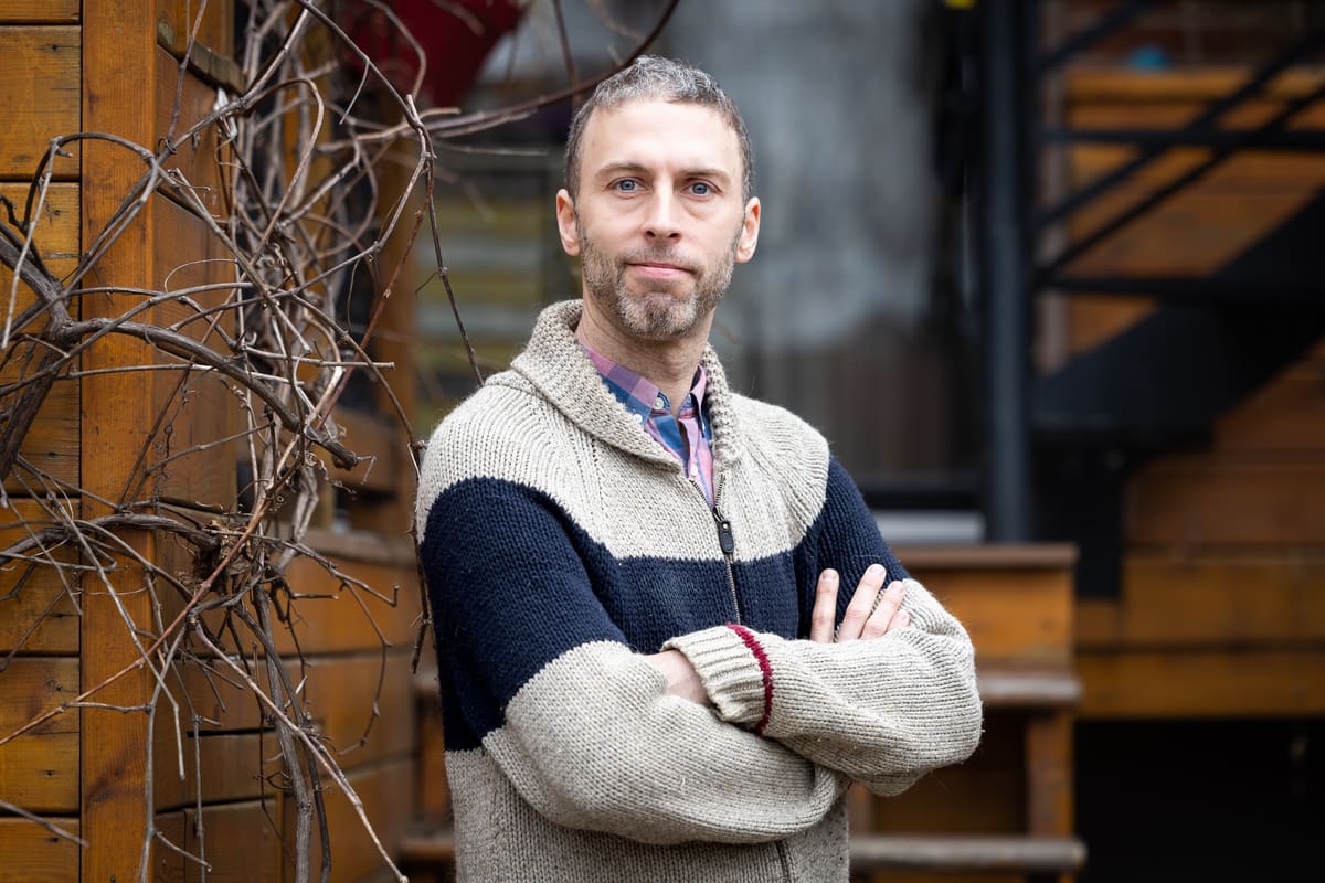 Diagnostic de Parkinson &agrave; 39 ans: un jeune papa ressent &laquo;l&rsquo;urgence de vivre&raquo;