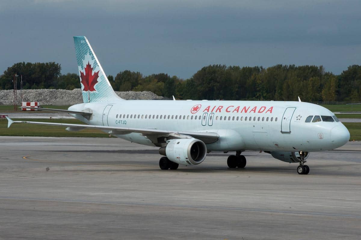 La Covid 19 Presente Sur 13 Vols Au Quebec Jdm