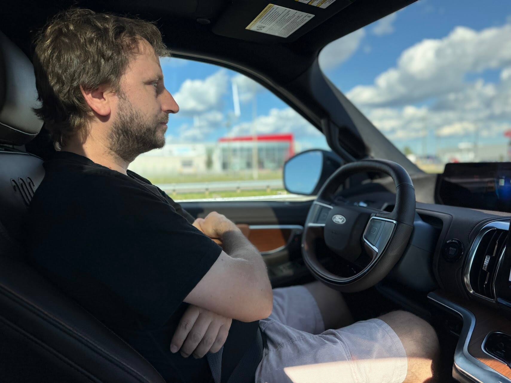 Vous n’avez pas besoin de tenir le volant pour conduire sur l’autoroute avec BlueCruise 1.4.