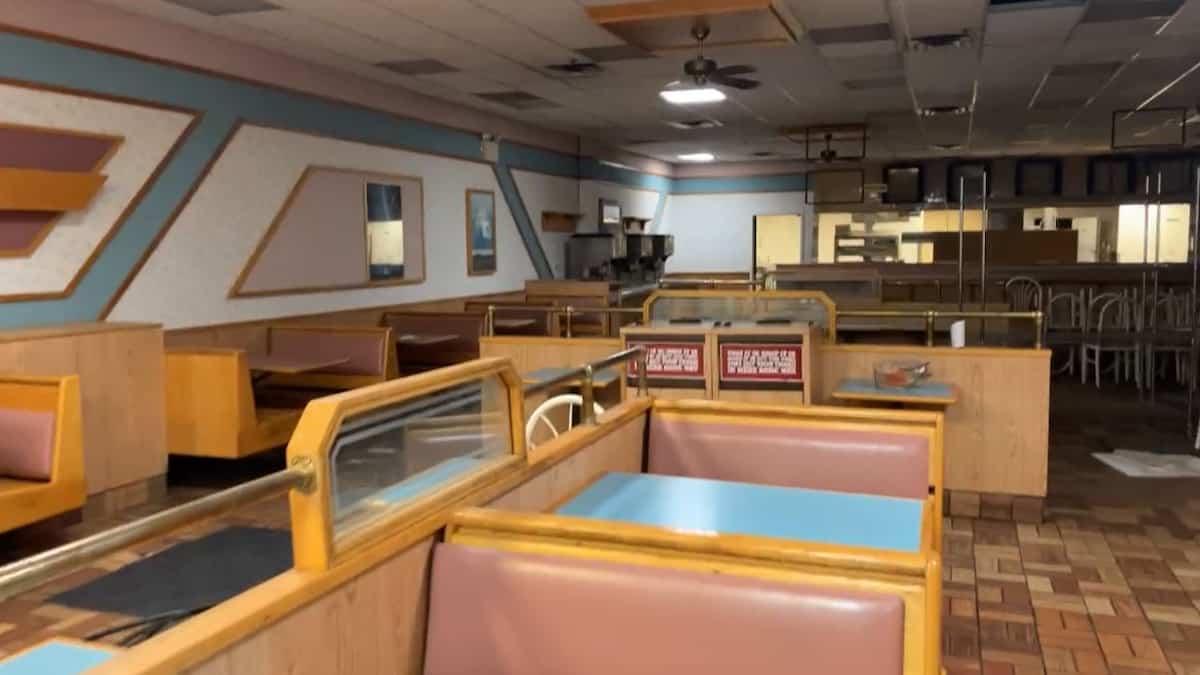 EN IMAGES | Un Burger King vintage retrouvé derrière un mur d’un centre commercial