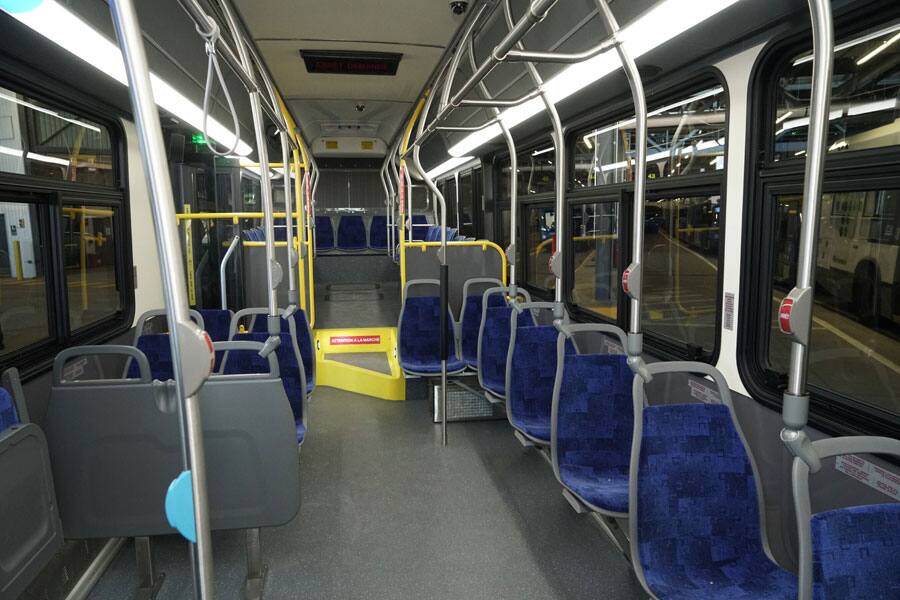 Autobus &eacute;lectriques: Qu&eacute;bec annonce un investissement majeur de 5 G$