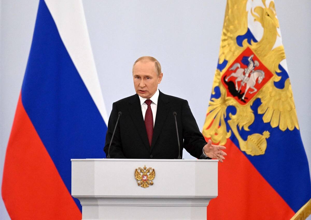 Poutine signe l'annexion de quatre régions d'Ukraine | TVA Nouvelles