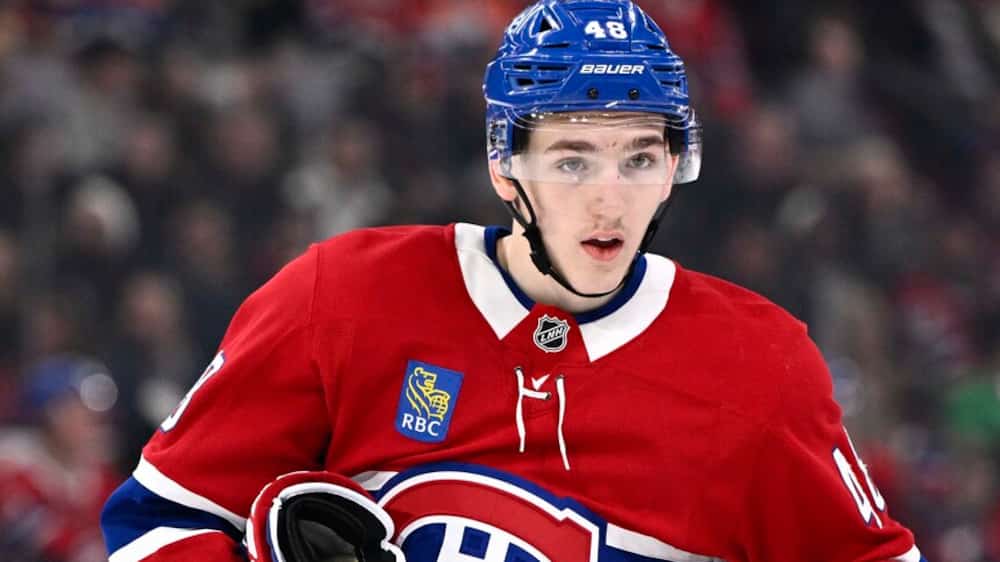 Il n’y a pas que les feintes de Lane Hutson qui impressionnent Stéphane Robidas