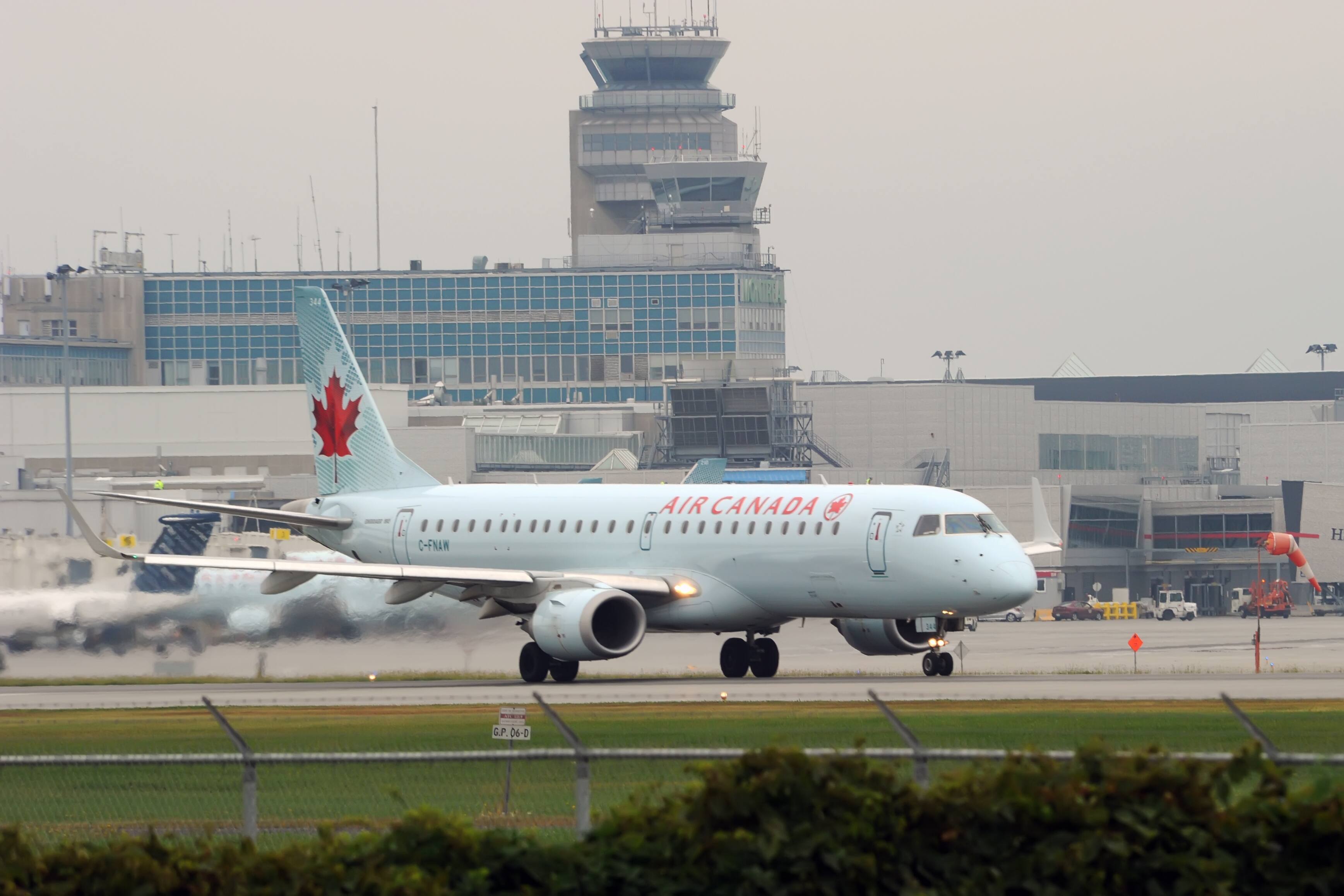 Air Canada: les agents de bord votent presque tous en faveur d&rsquo;un mandat de gr&egrave;ve