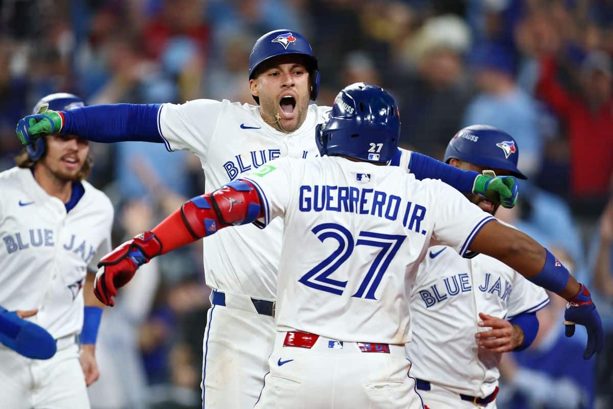 Les Blue Jays volent jusqu'en S&eacute;rie mondiale!