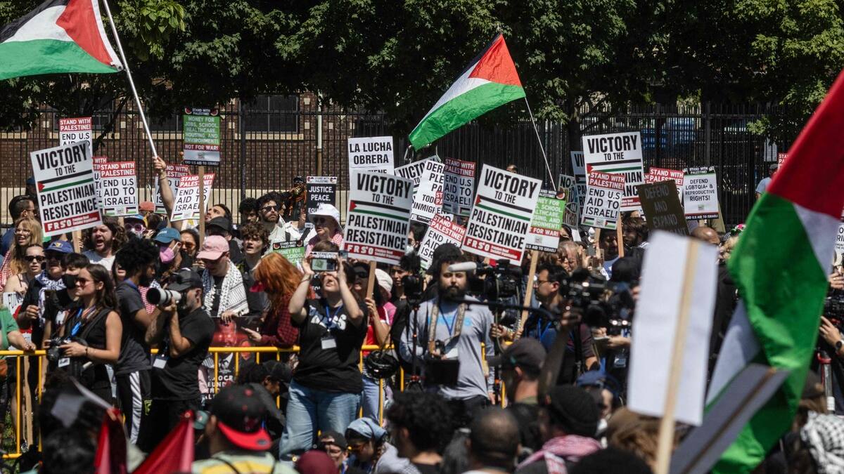 Les manifestants propalestiniens à Chicago «ont des arguments à faire valoir», dit Biden
