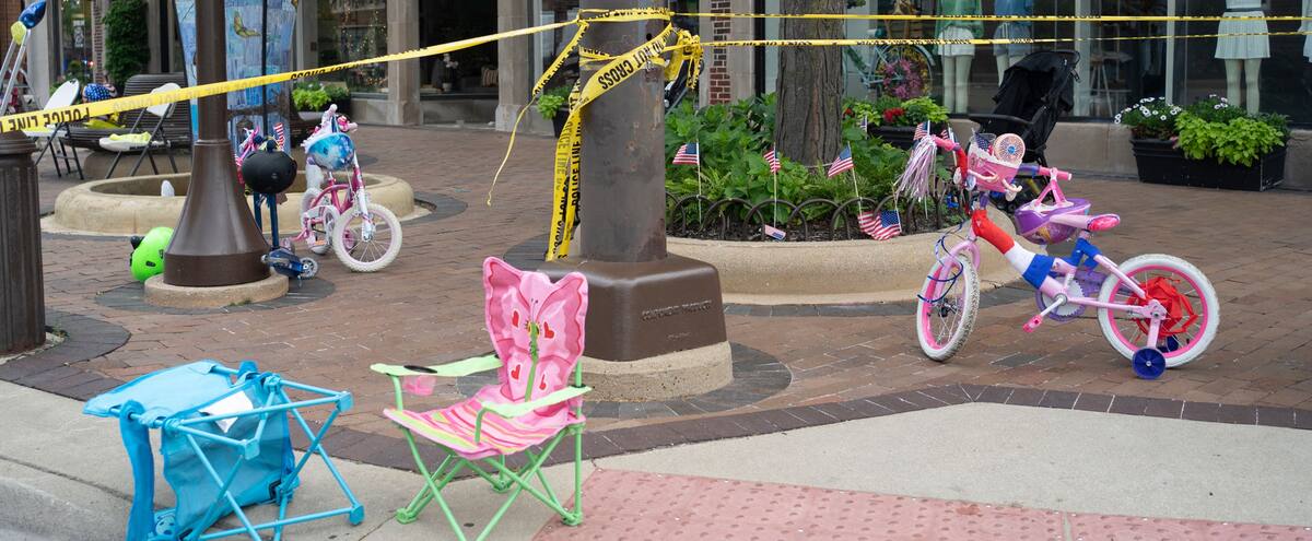 Incompréhension et douleur à Highland Park après la tuerie du 4 juillet