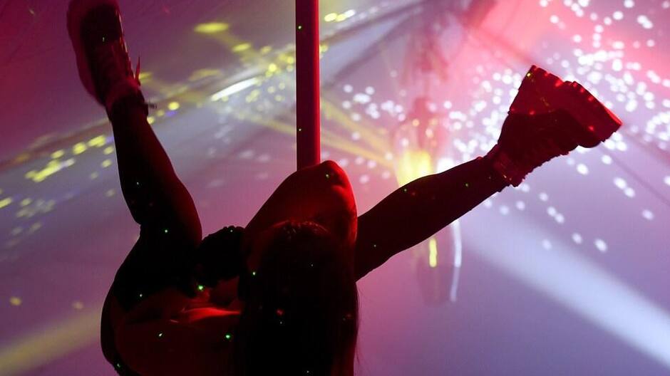Des bars de danseuses entament des procédures judiciaires contre Québec TVA Nouvelles Des bars de danseuses entament des procédures judiciaires contre Québec TVA Nouvelles