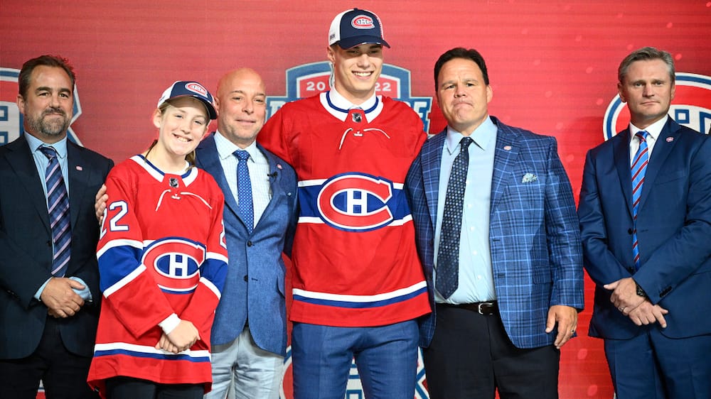 Le flamboyant discours de Bobrov en faveur de Slafkovsky