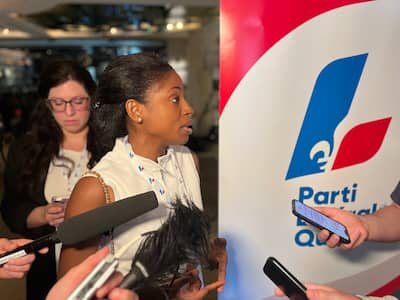 Interim Liberal leader Mark Tanguay during a press scrum on the last day of the PLQ General Assembly in Bromont.
