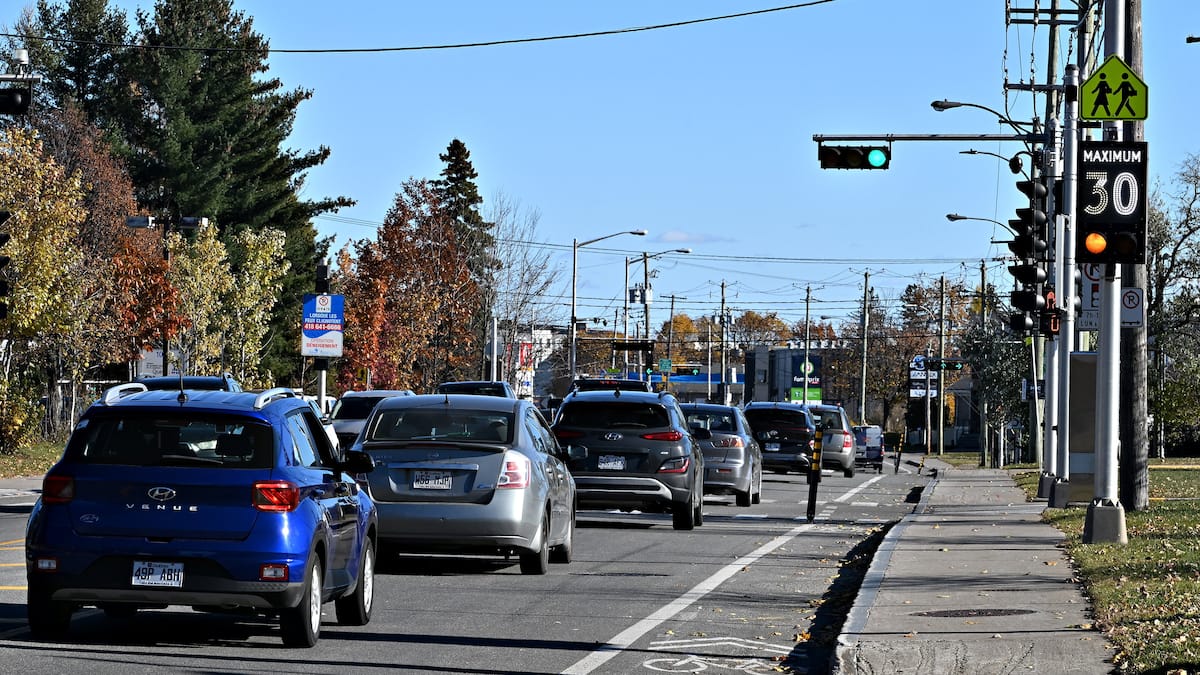 Zone scolaire à Québec: trois automobilistes sur quatre ont le pied pesant, selon CAA