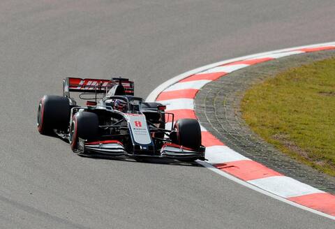 Villeneuve wonders about Stroll's package in Germany