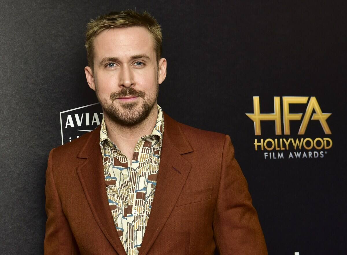 Premi&egrave;re image de Ryan Gosling dans son r&ocirc;le de Ken