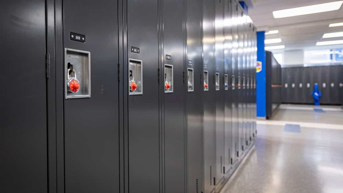 Réussir un cours à la fin du secondaire malgré un échec: Québec met fin au «déboulage»