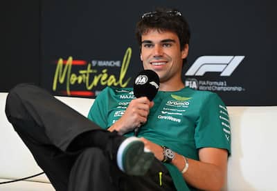 Lance Stroll na conferência de imprensa do jogo.