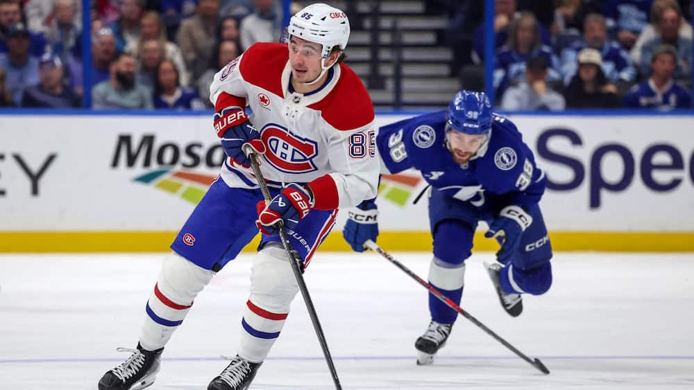 Alexandre Texier comme remède au premier trio