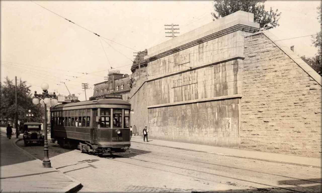 [PHOTOS] Voici l'histoire du tramway de Québec en 10 stations | JDQ