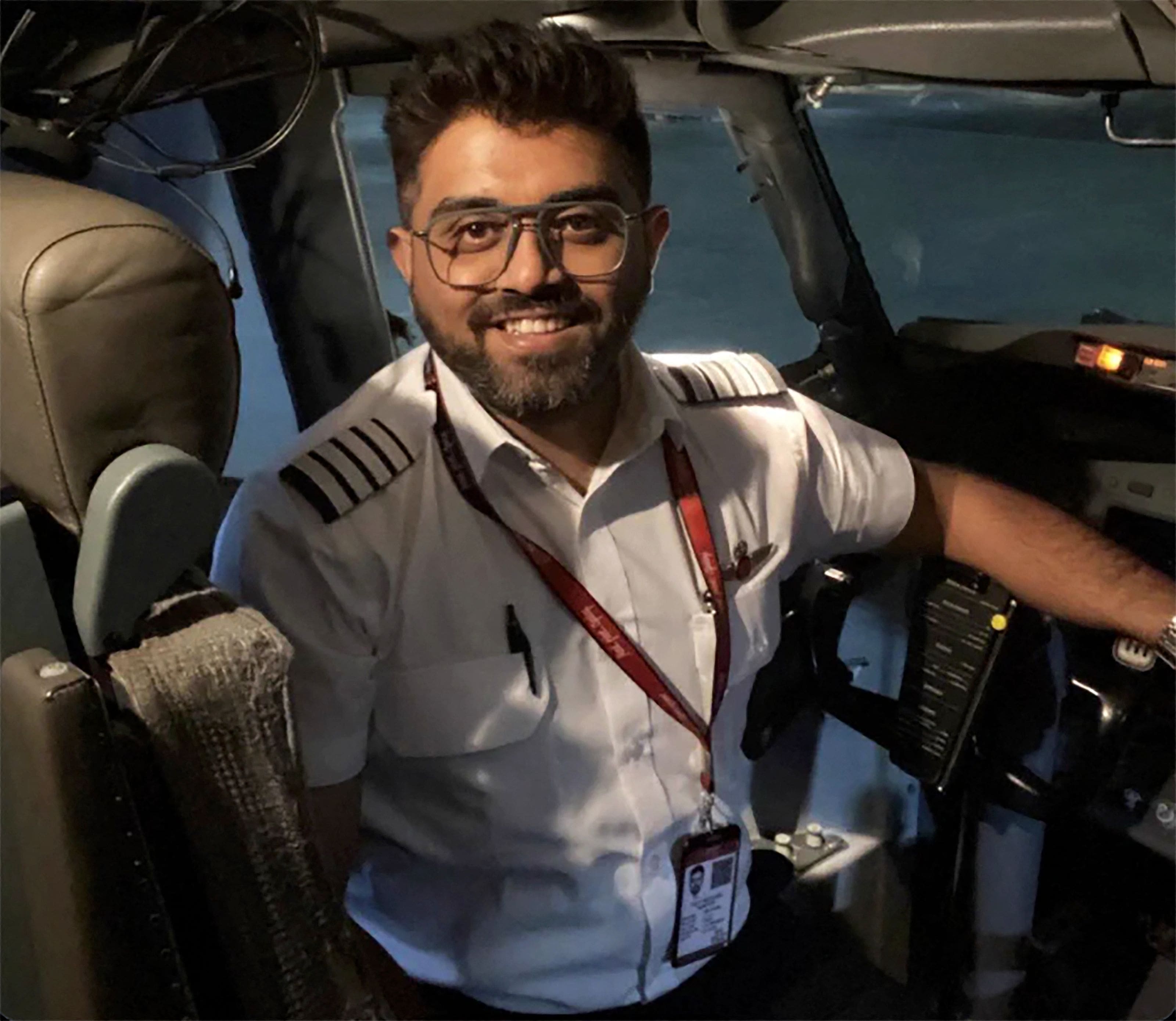 «Il a sauvé des vies»: le pilote du vol flydubai qualifié de «héros»