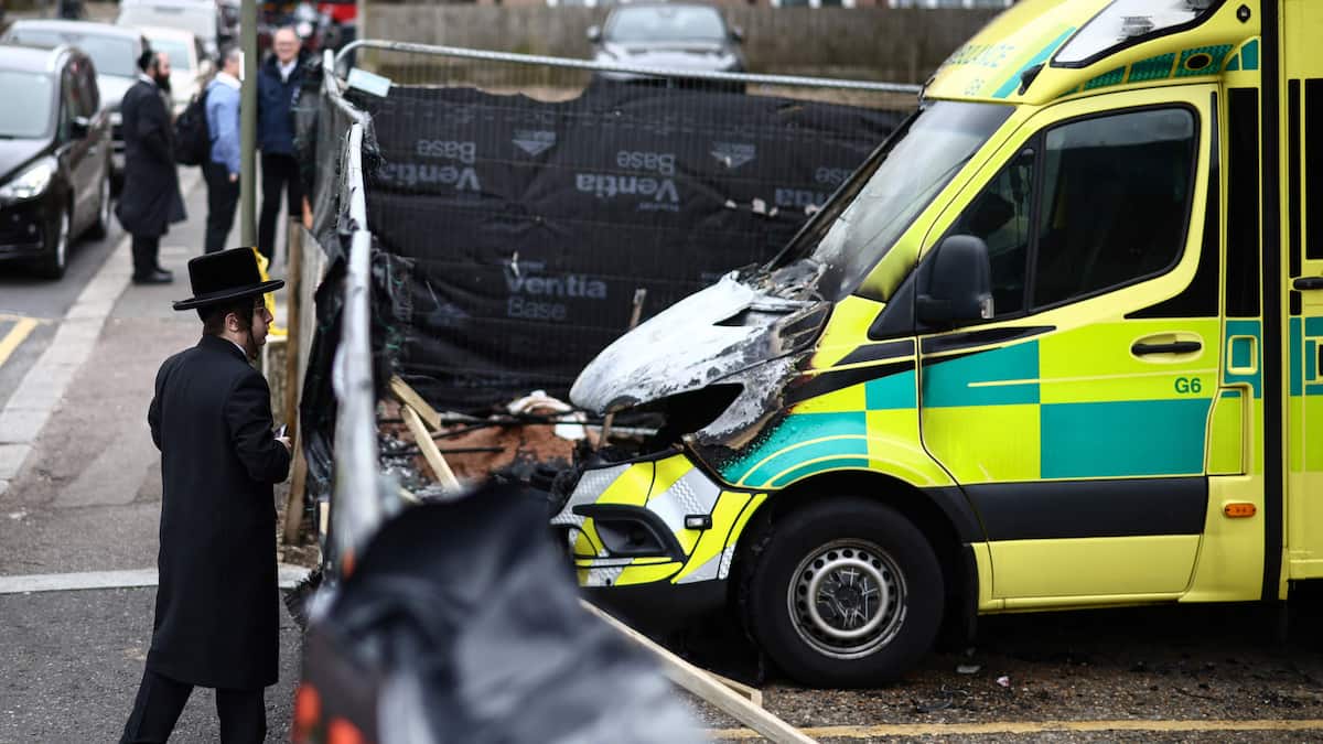 Deux hommes arrêtés en lien avec l'attaque à Londres contre des ambulances de la communauté juive