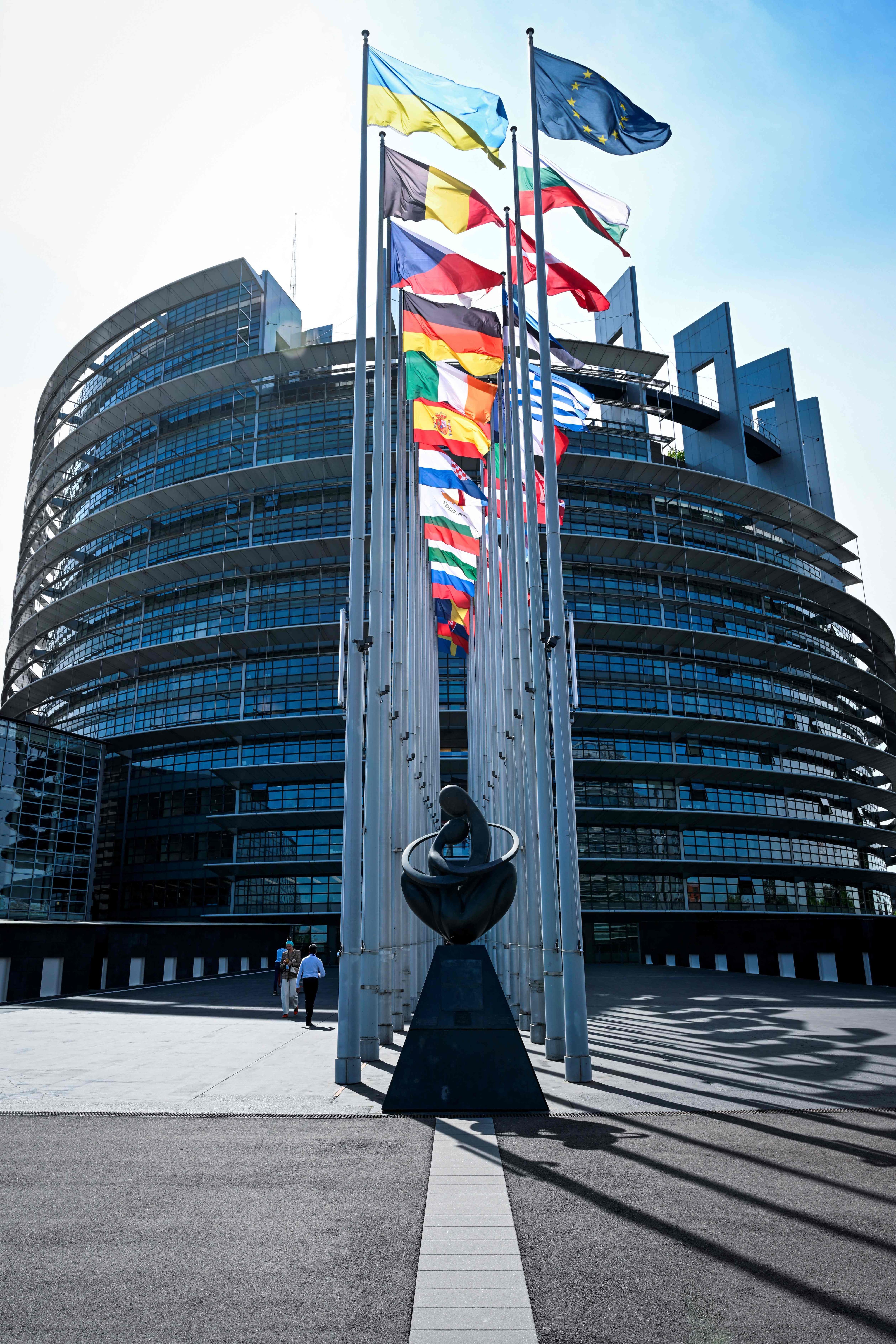 Accord dans l'UE pour bannir les IA qui créent de fausses images sexuelles