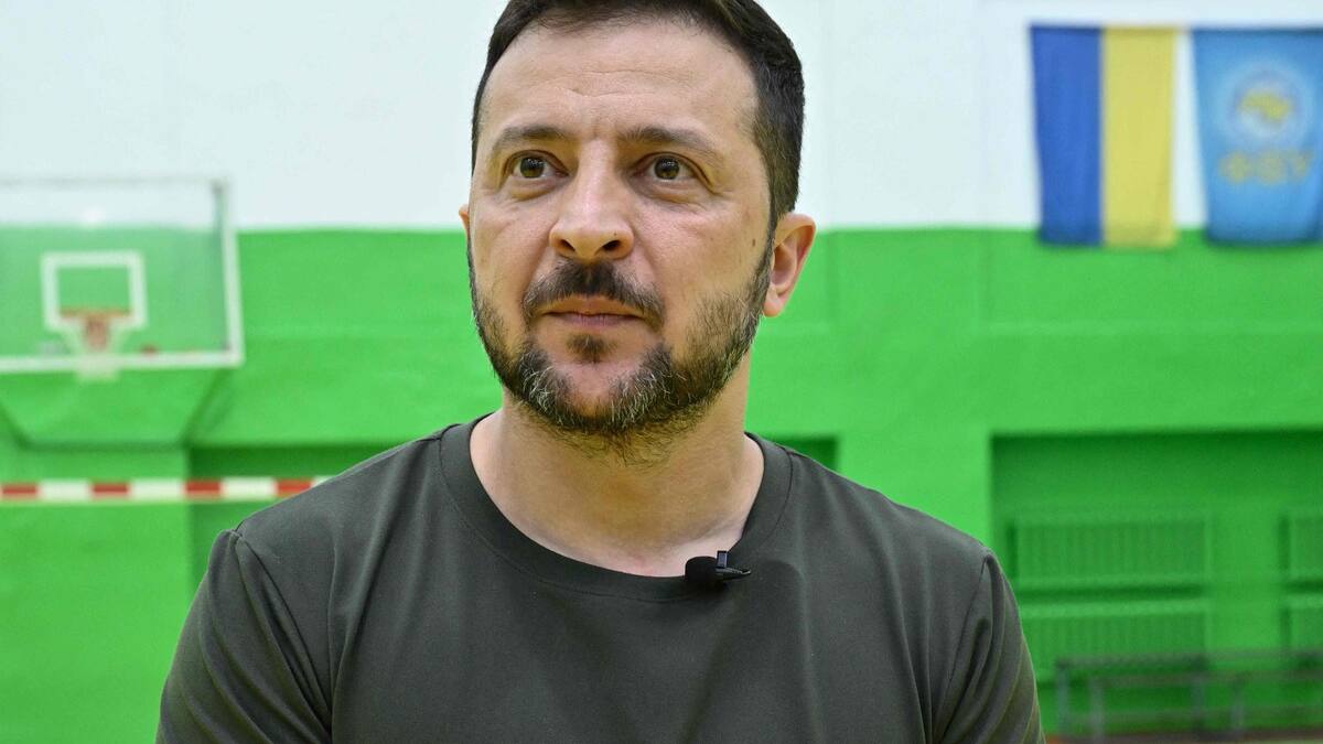 Le monde entier veut la Russie au prochain sommet de la paix, dit Zelensky