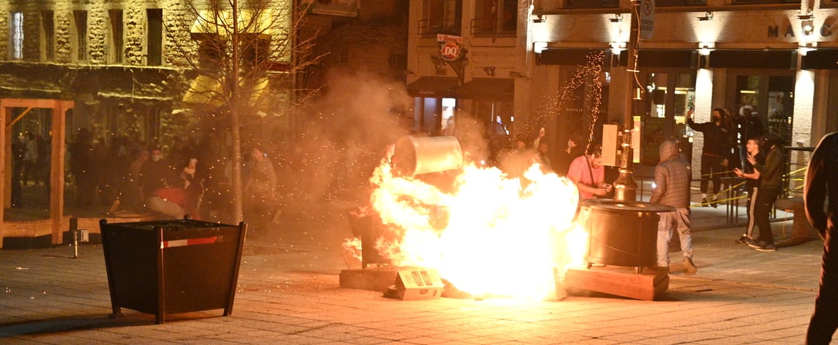 Manifestação contra o toque de recolher: “O que fizemos para merecê-lo?” Manifestação contra o toque de recolher: “O que fizemos para merecê-lo?”
