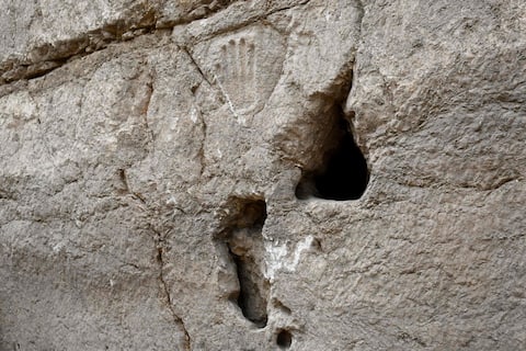 Israel: discovery of a mysterious handprint in East Jerusalem