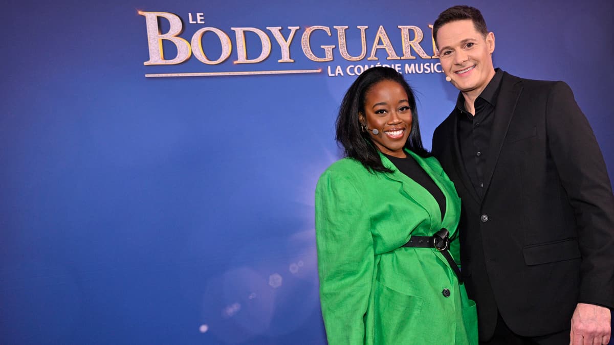 PHOTOS du tapis rouge de la première de la comédie musicale Le